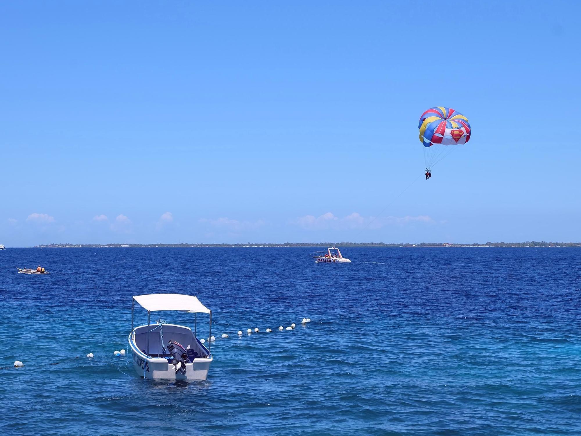 Nost Cottages Lapu-Lapu City Exteriör bild