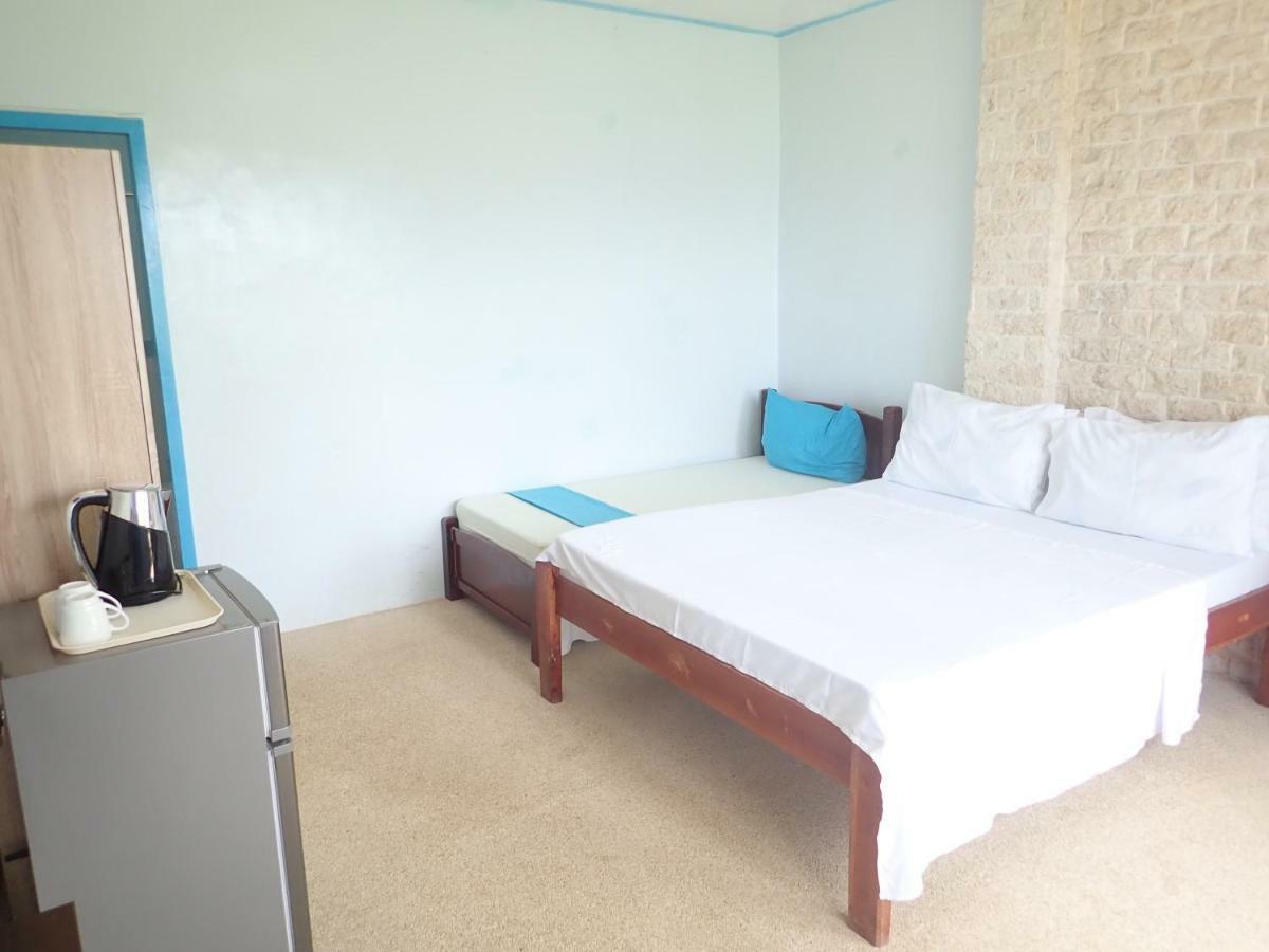 Nost Cottages Lapu-Lapu City Exteriör bild