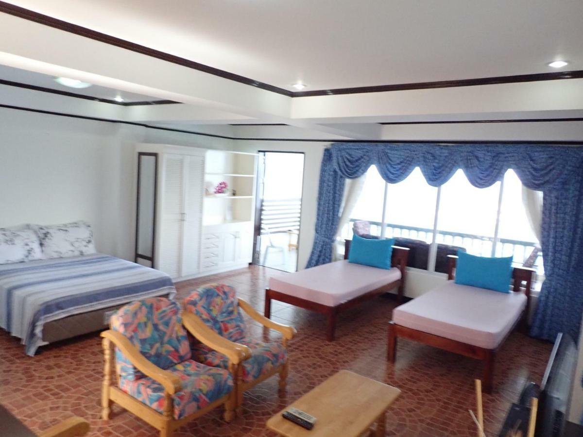 Nost Cottages Lapu-Lapu City Exteriör bild