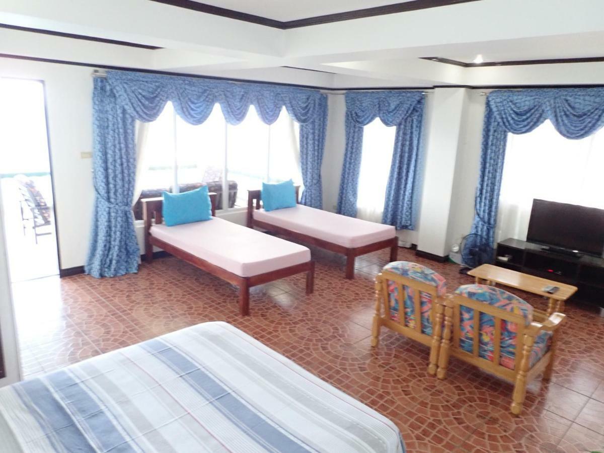 Nost Cottages Lapu-Lapu City Exteriör bild