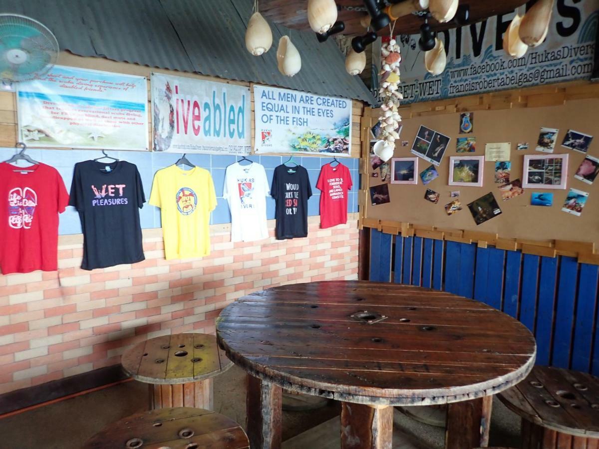 Nost Cottages Lapu-Lapu City Exteriör bild