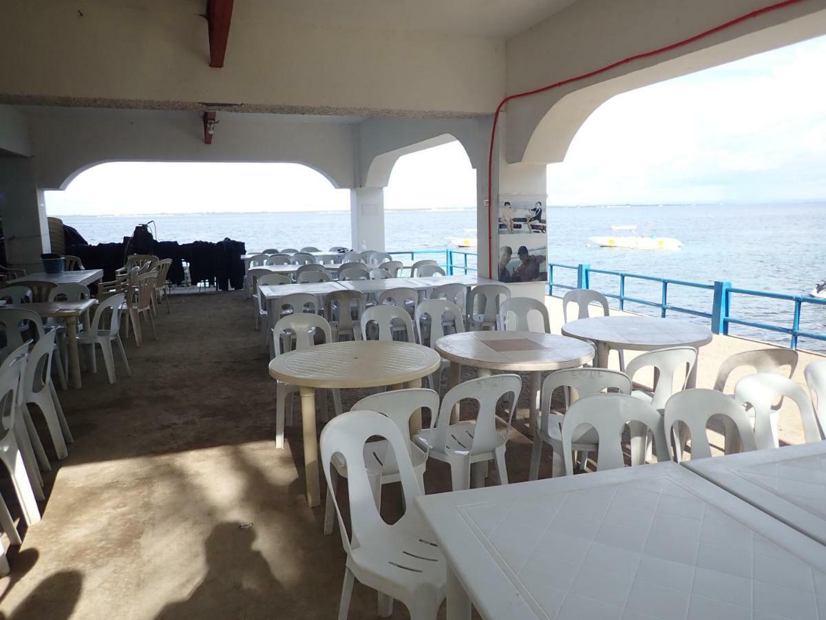 Nost Cottages Lapu-Lapu City Exteriör bild